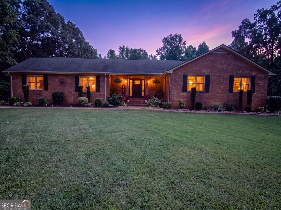 House in Gainesville, Georgia, United States 3 - 18973903