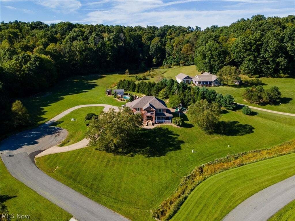 House in Dover, Ohio, United States 2 - 18976107