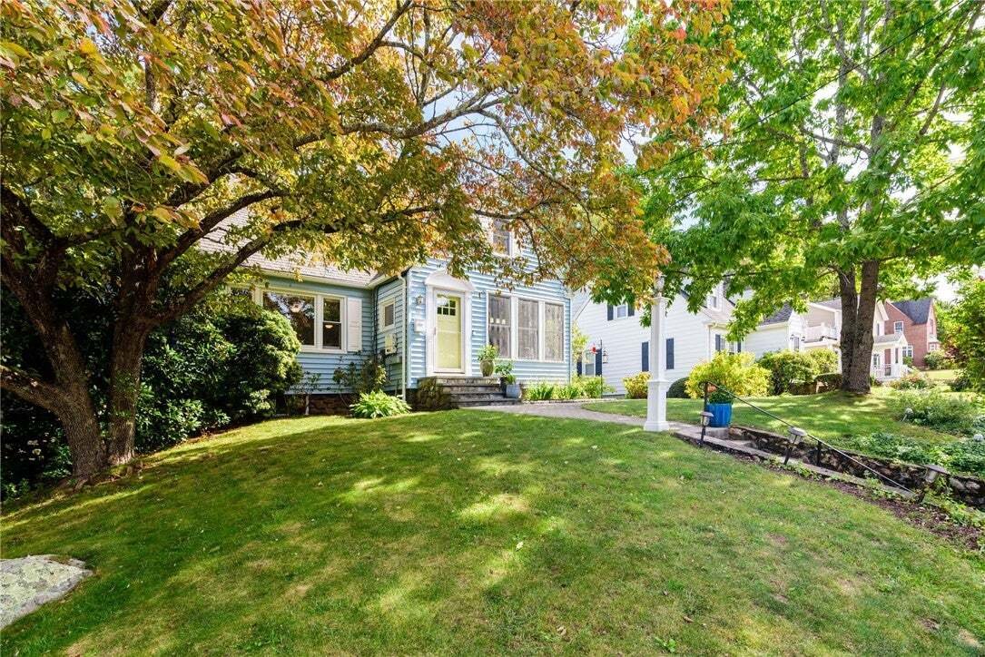 House in Westerly, Rhode Island, United States 1 - 18977482