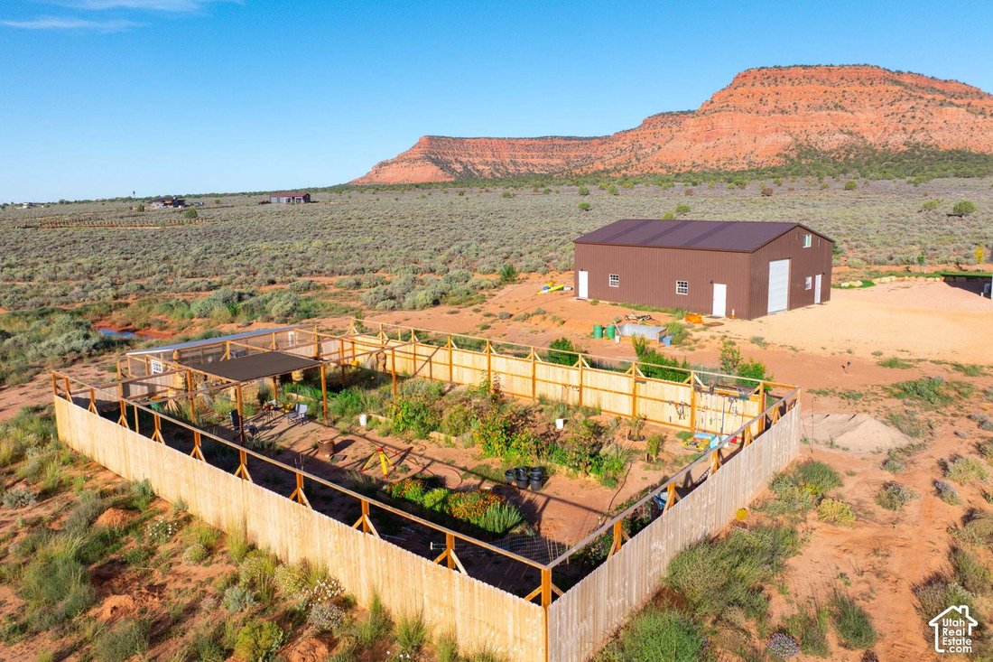 House in Kanab, Utah, United States 5 - 18977338