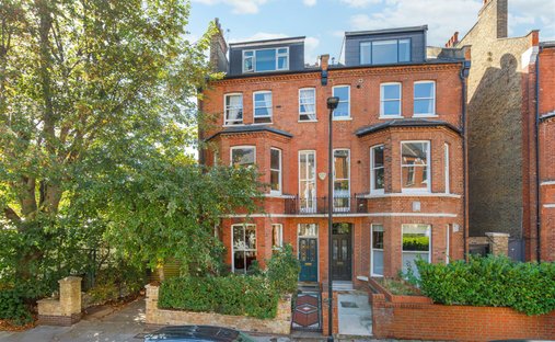 House in Hampstead, Camden, England 1