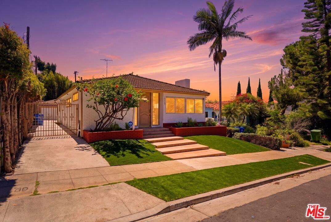 House in Los Angeles, California, United States 1 - 18702004