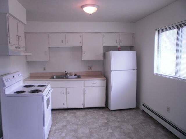 Kalamazoo, Michigan, United States 3 - 18976389