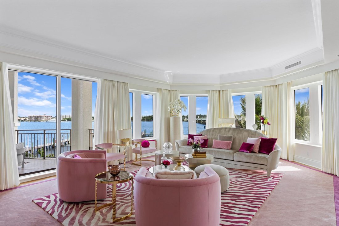 Condo in West Palm Beach, Florida, United States 1 - 18977896