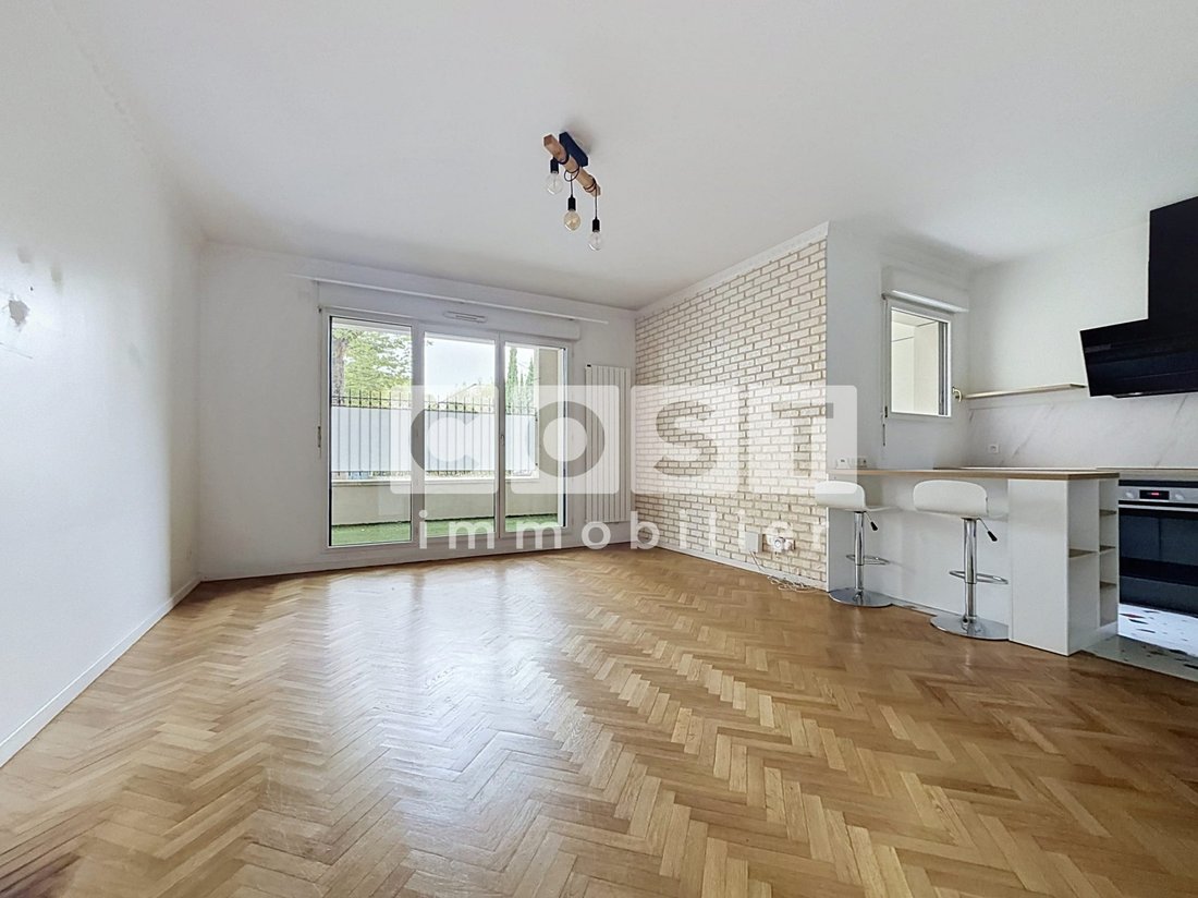 Apartment in Centre-Voltaire, Asnières-sur-Seine, France 1 - 18978720