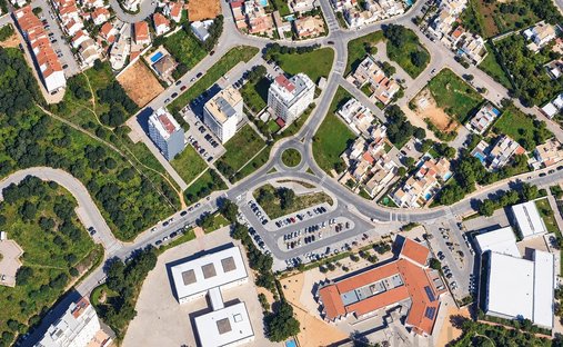 Land in Portimao, Algarve, Portugal 1