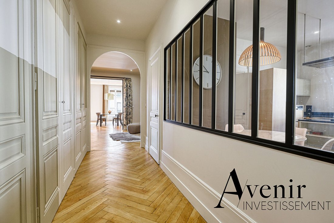 Apartment in Les Brotteaux-Bellecombe-Masséna, Lyon 6e Arrondissement, Lyon 5 - 18980863