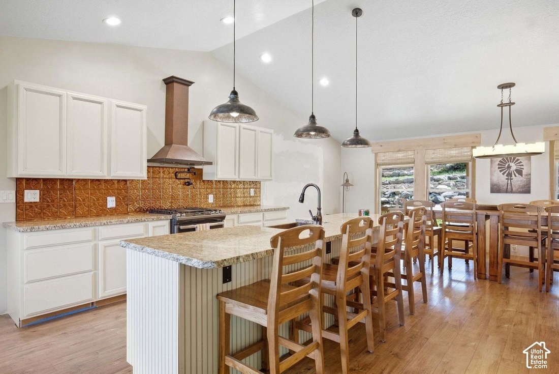 House in Eden, Utah, United States 3 - 18969385