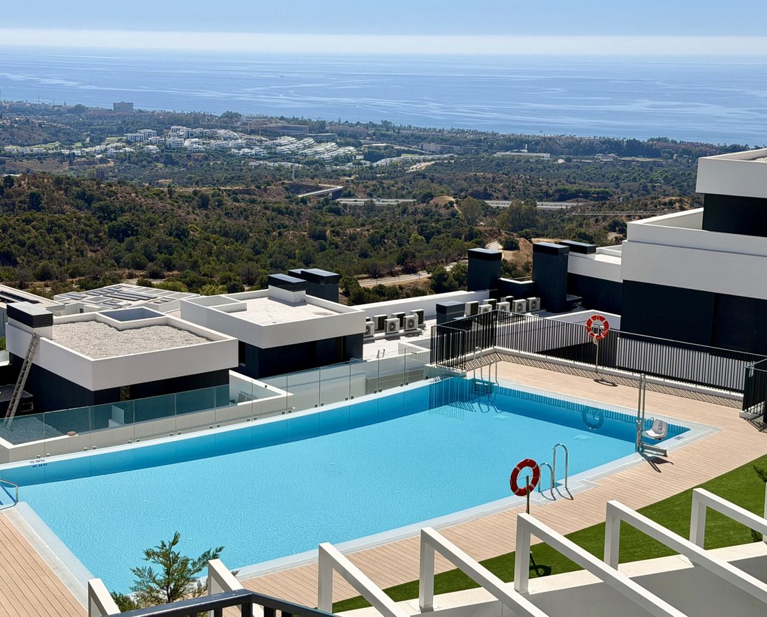 Apartment in Marbella, Andalusia, Spain 2 - 18974277