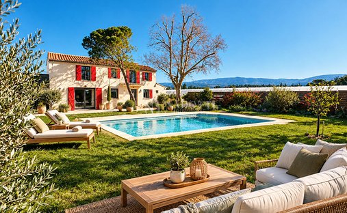 Maison à Nevons-route d'Apt, L'Isle-sur-la-Sorgue, France 1