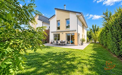 House in Ségny, Auvergne-Rhône-Alpes, France 1
