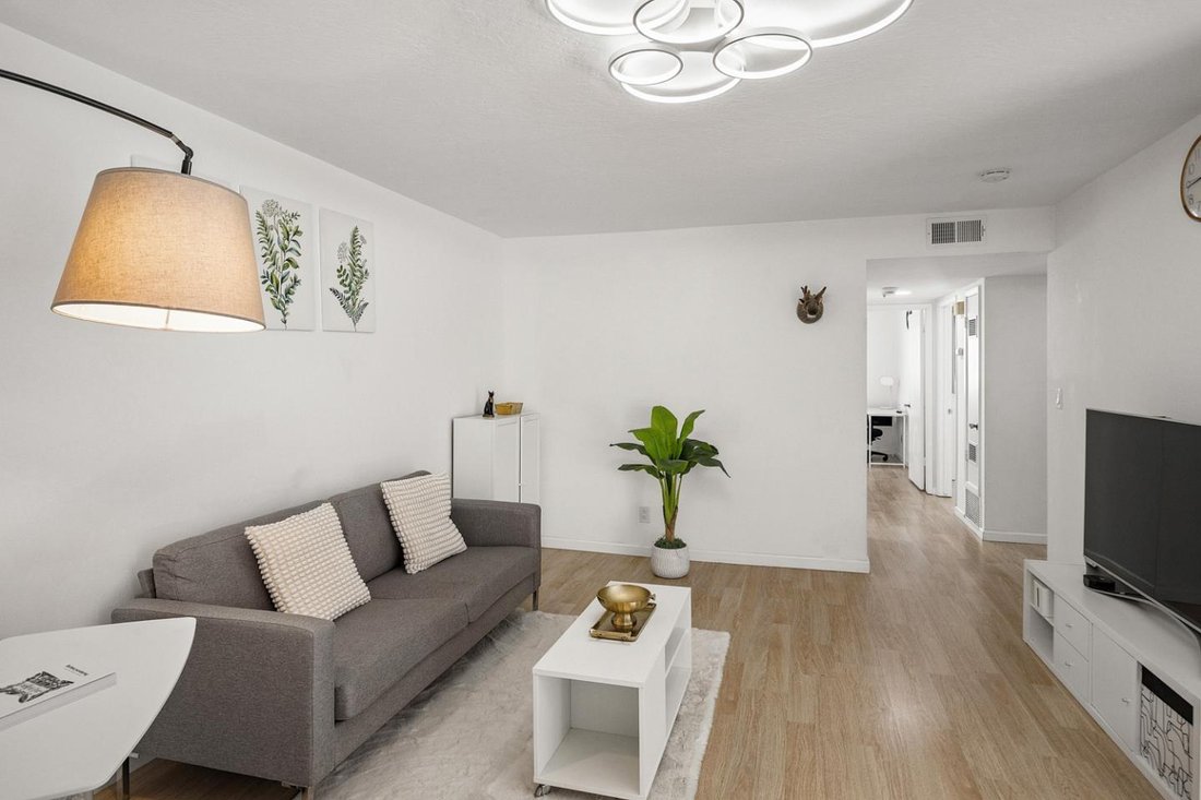 Condo in Mountain View, California, United States 3 - 18974979