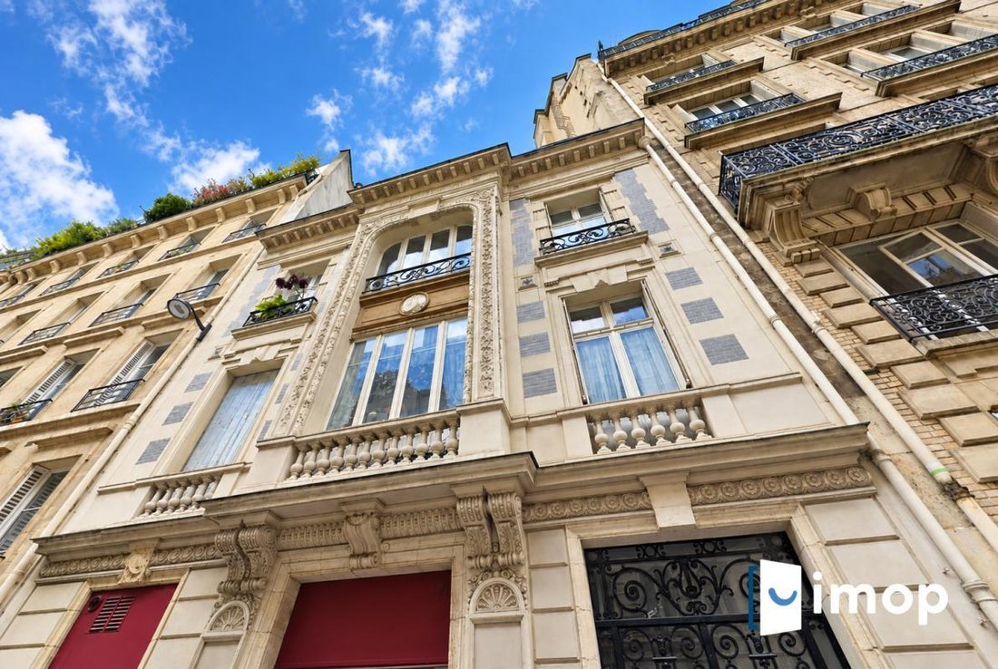 Apartment in Lorette-Martyrs, Paris 9e Arrondissement, Paris 1 - 18966107