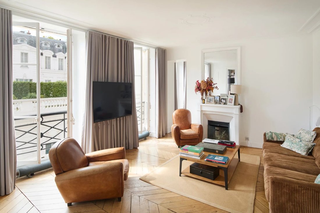 Apartment in Invalides, Paris 7e Arrondissement, Paris 2 - 18965060