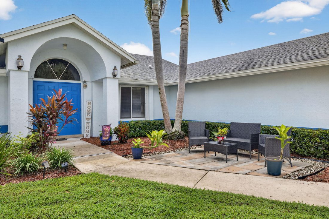 House in Stuart, Florida, United States 4 - 18969691