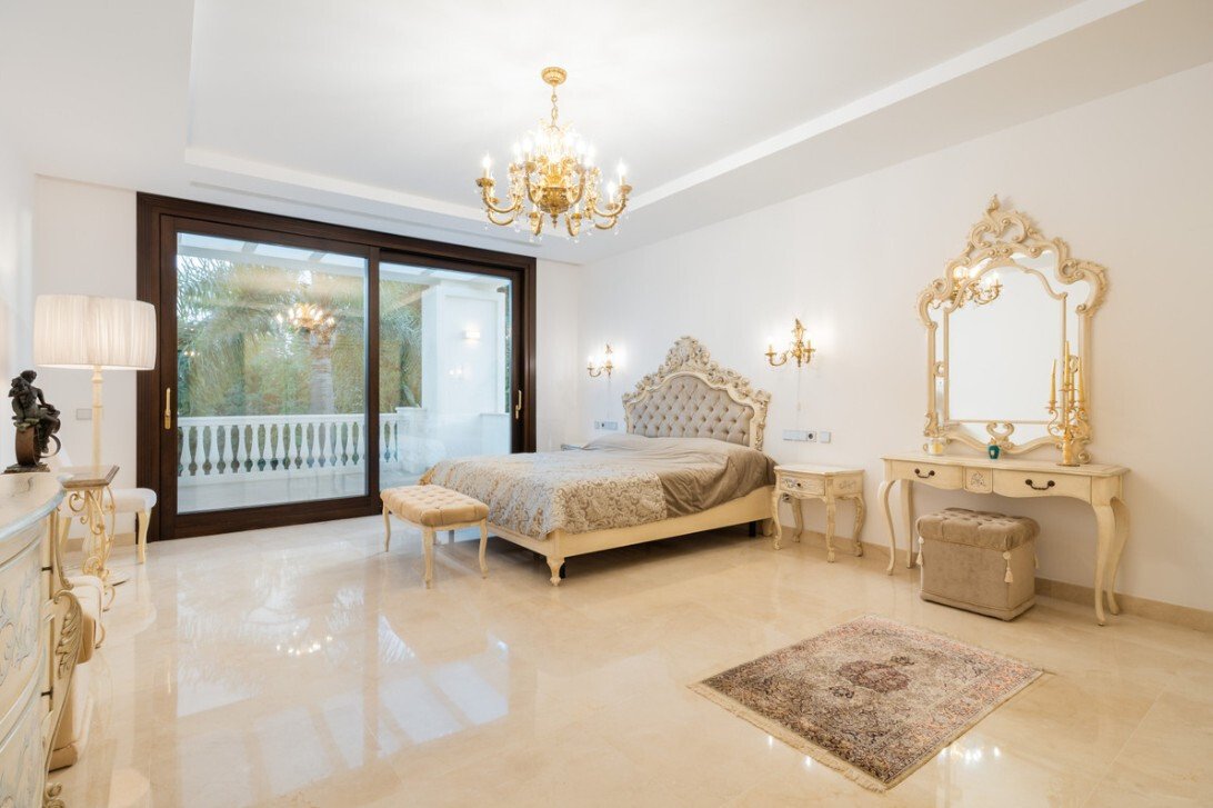 Villa in Estepona, Andalusia, Spain 4 - 18974300