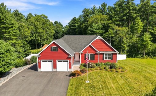 House in Dighton, Massachusetts, United States 1