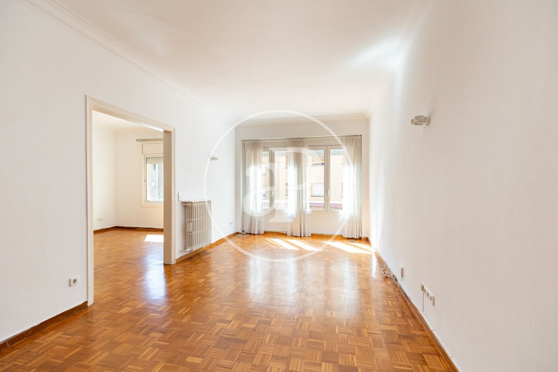 Apartment in Sarrià-Sant Gervasi, Barcelona, Spain 2 - 18974070