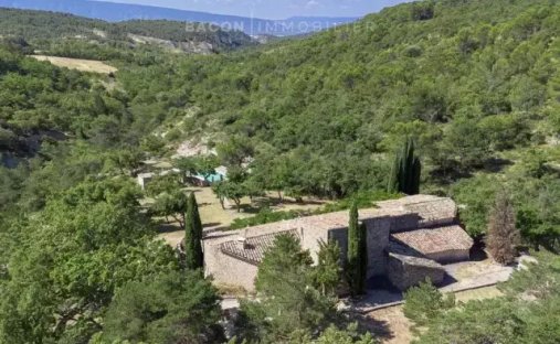 Estate in Gordes, Provence-Alpes-Côte d'Azur, France 1