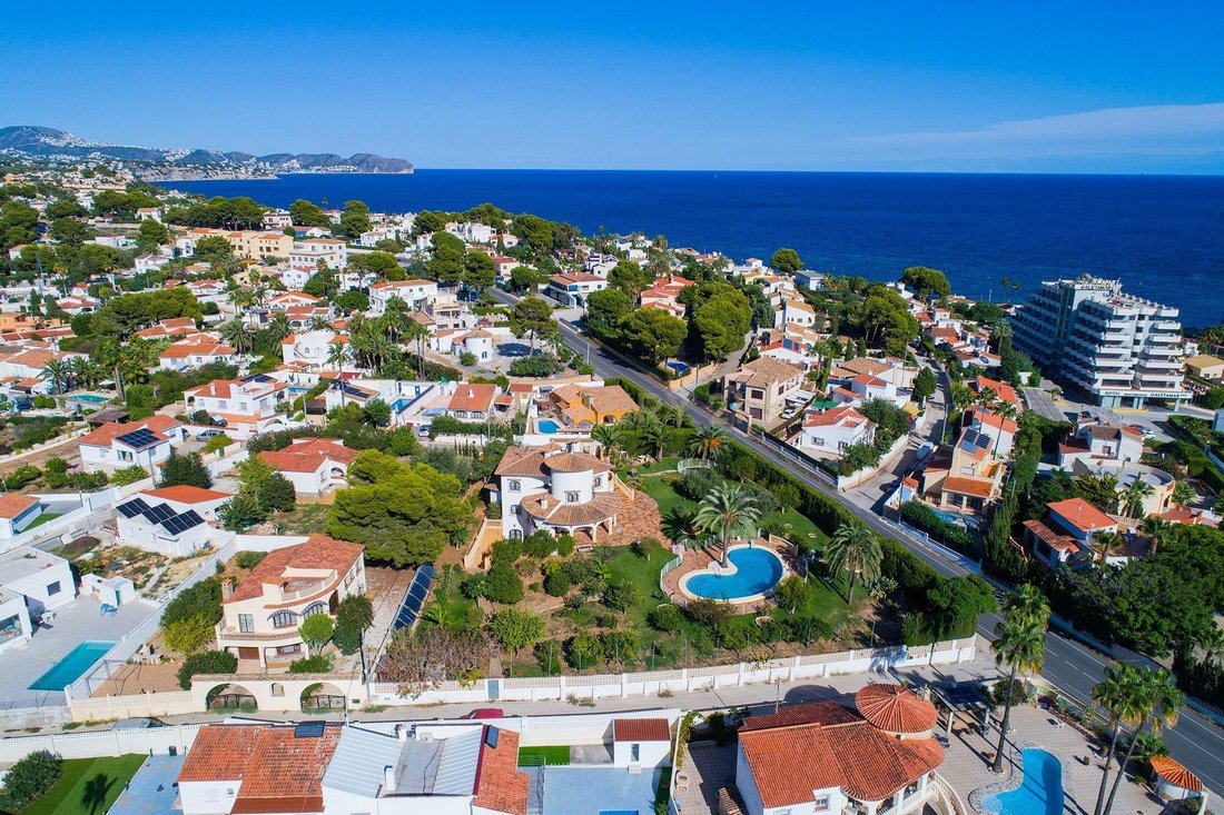 Villa in Calp / Calpe, Valencian Community, Spain 2 - 18974316