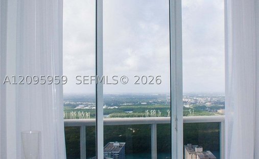 Condo in Golden Beach, Florida, United States 1