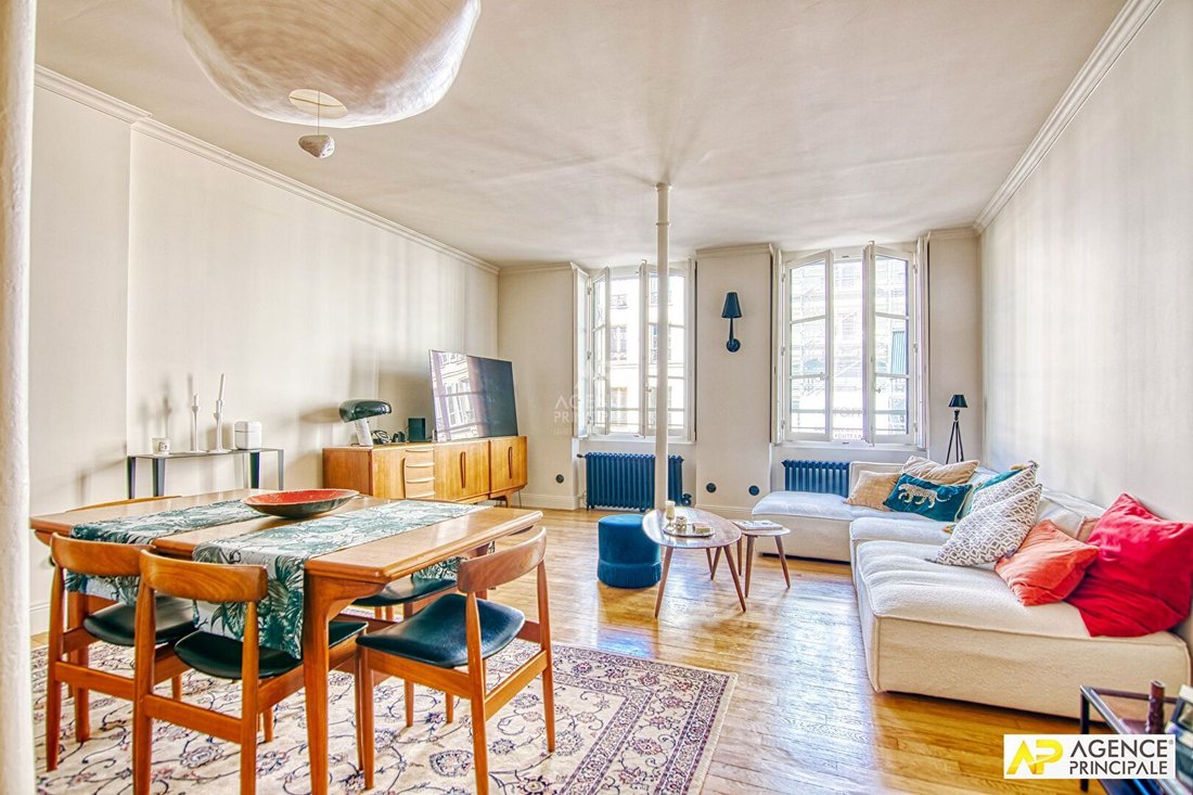 Apartment in Domaine National du Château, Versailles, France 3 - 18976716