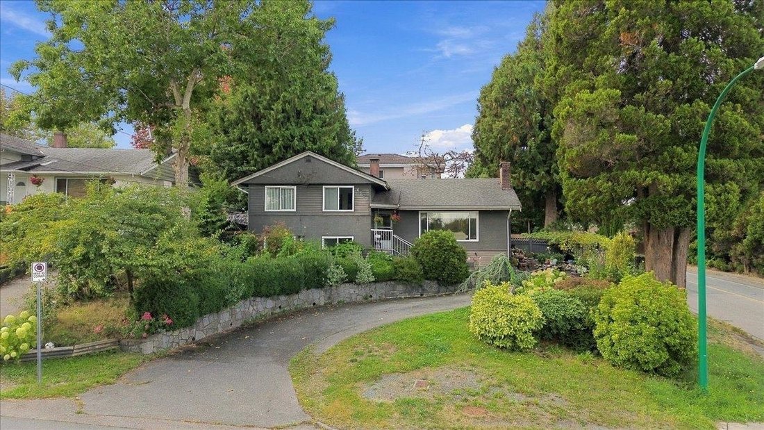 House in Burnaby, British Columbia, Canada 1 - 18969757
