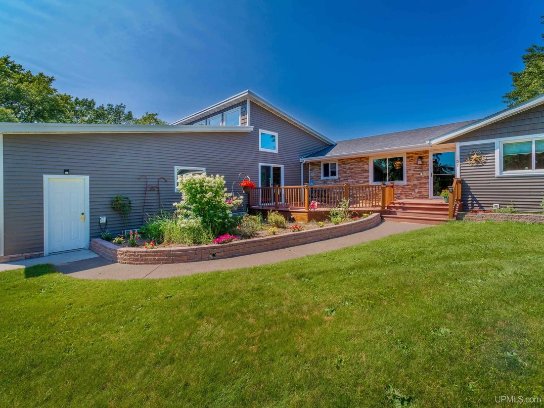 House in Marquette, Michigan, United States 5 - 18980436