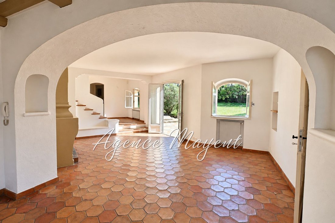 Villa in Mougins, Provence-Alpes-Côte d'Azur, France 4 - 17572961