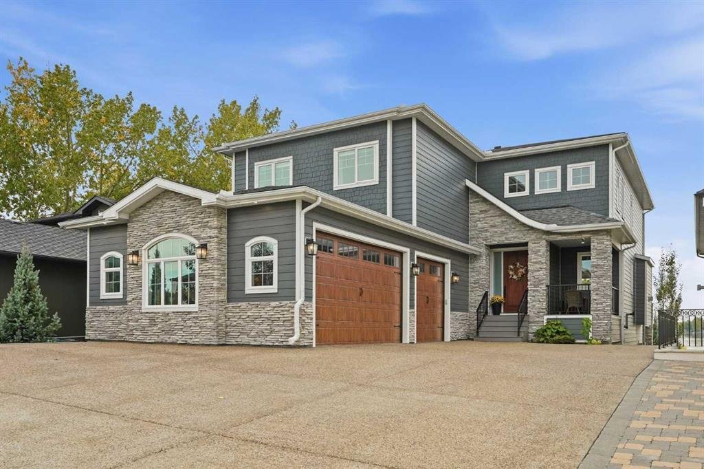 House in Chestermere, Alberta, Canada 1 - 18978531