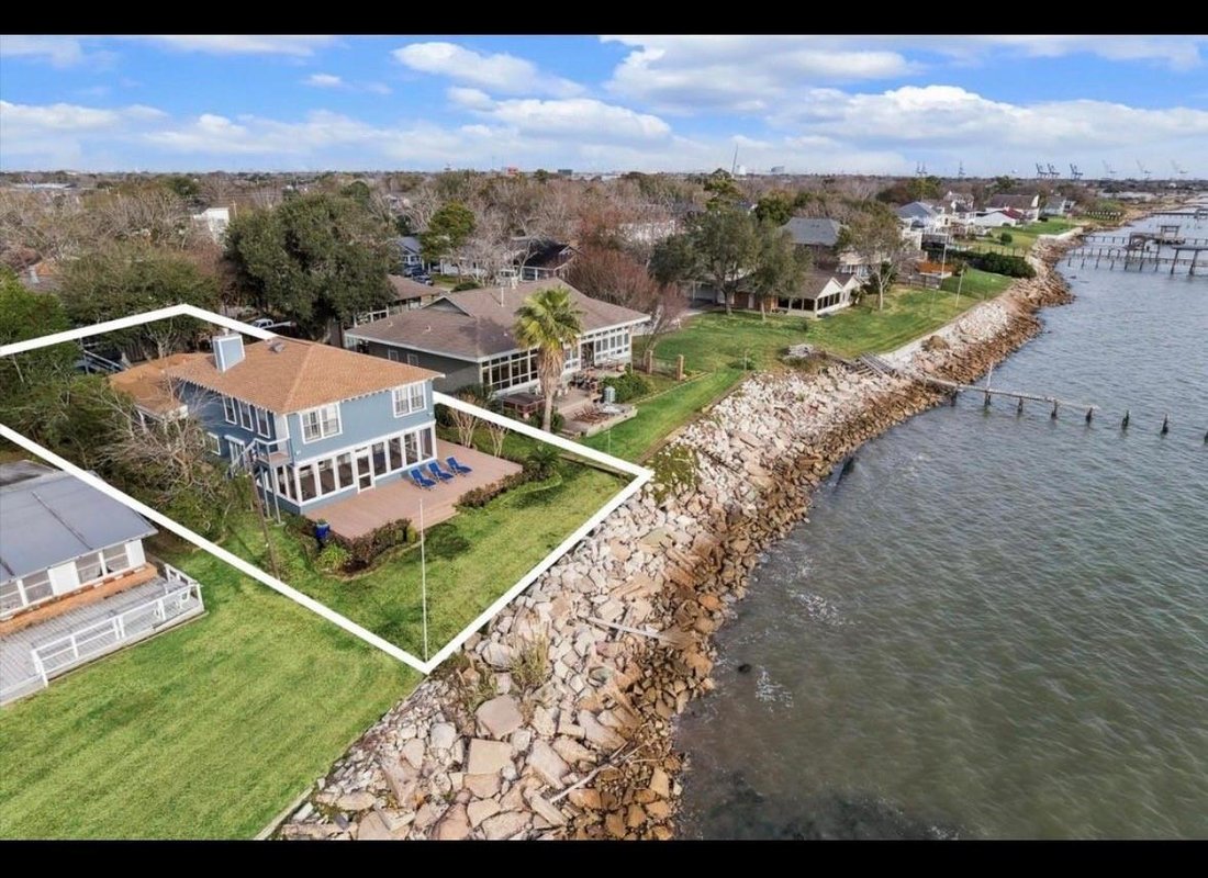 House in La Porte, Texas, United States 1 - 18970511