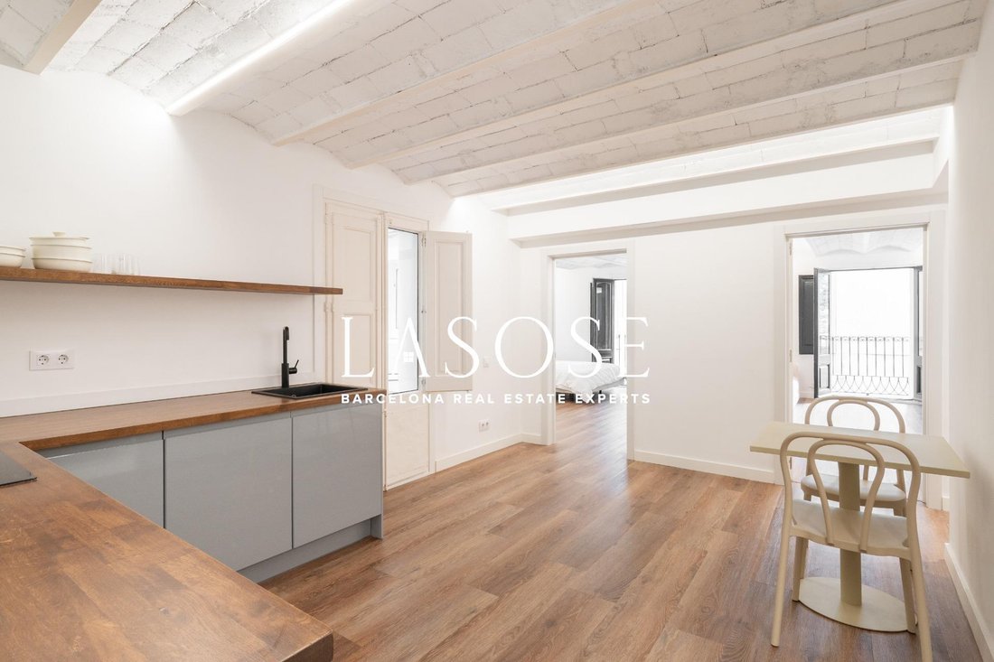 Apartment in Ciutat Vella, Barcelona, Spain 4 - 18969525