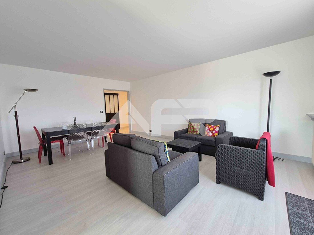 Apartment in Chatou, Ile-de-France, France 4 - 18977941
