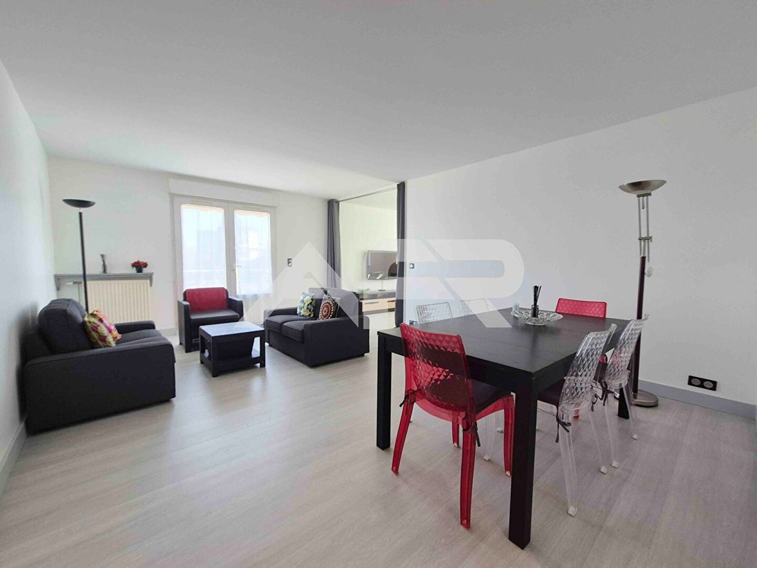 Apartment in Chatou, Ile-de-France, France 3 - 18977941