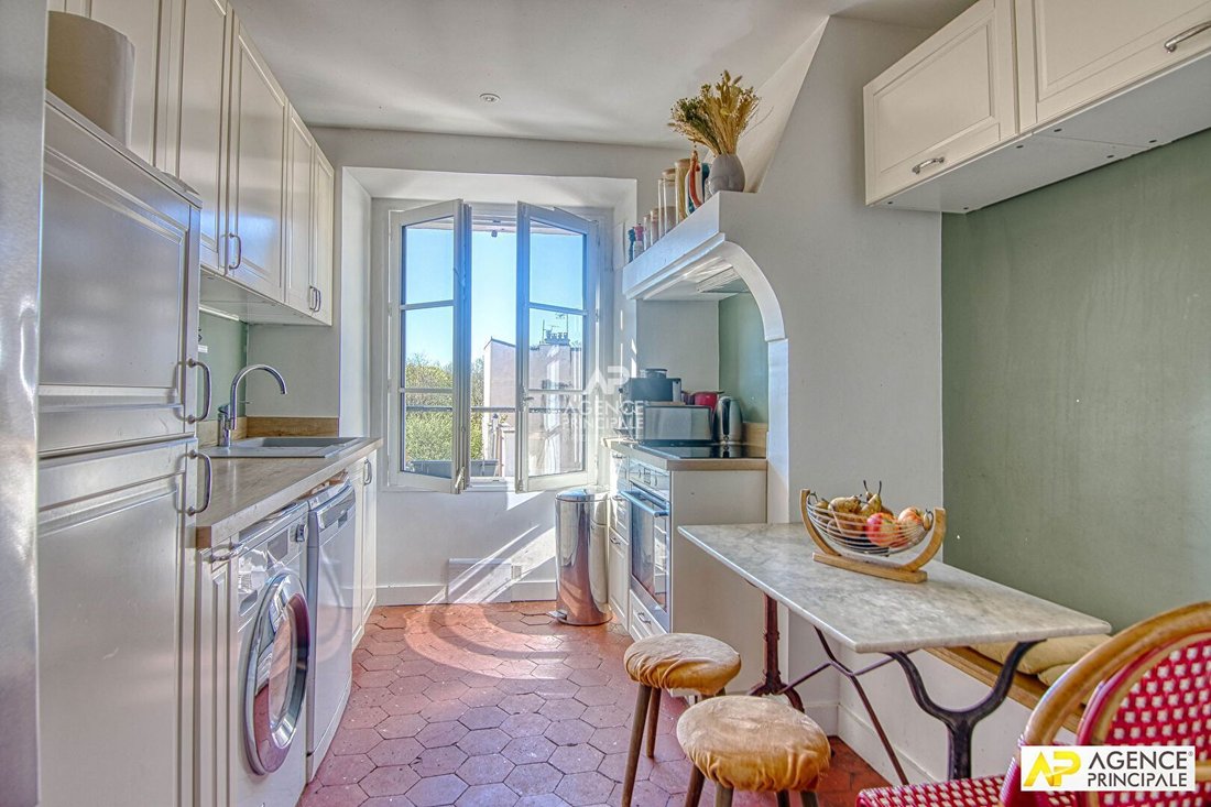 Apartment in Domaine National du Château, Versailles, France 2 - 18976796