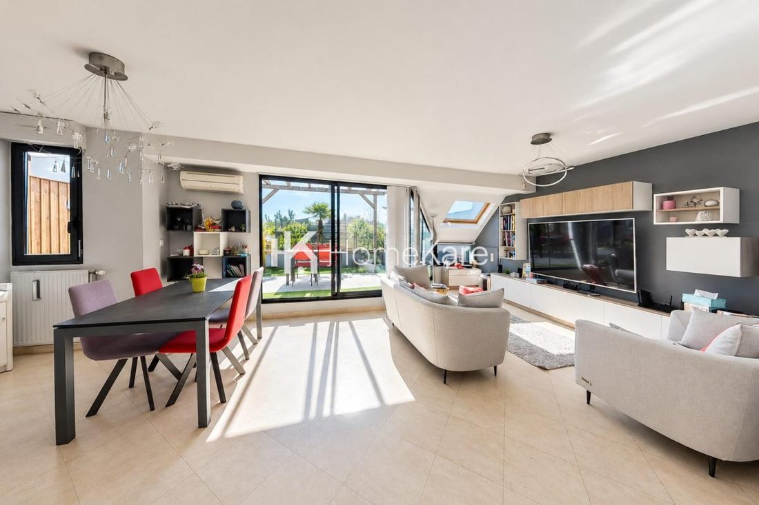 Apartment in La Bastide, Bordeaux, France 2 - 18970954