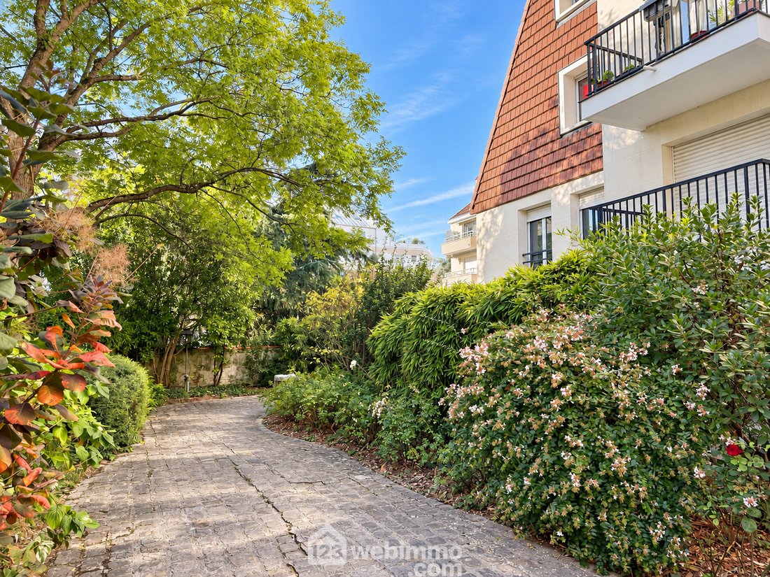 Apartment in Antony, Ile-de-France, France 2 - 18974812