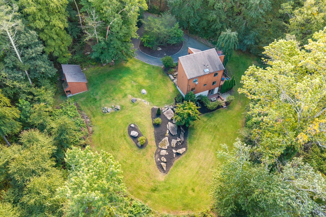 House in Guilford, Connecticut, United States 2 - 18967753