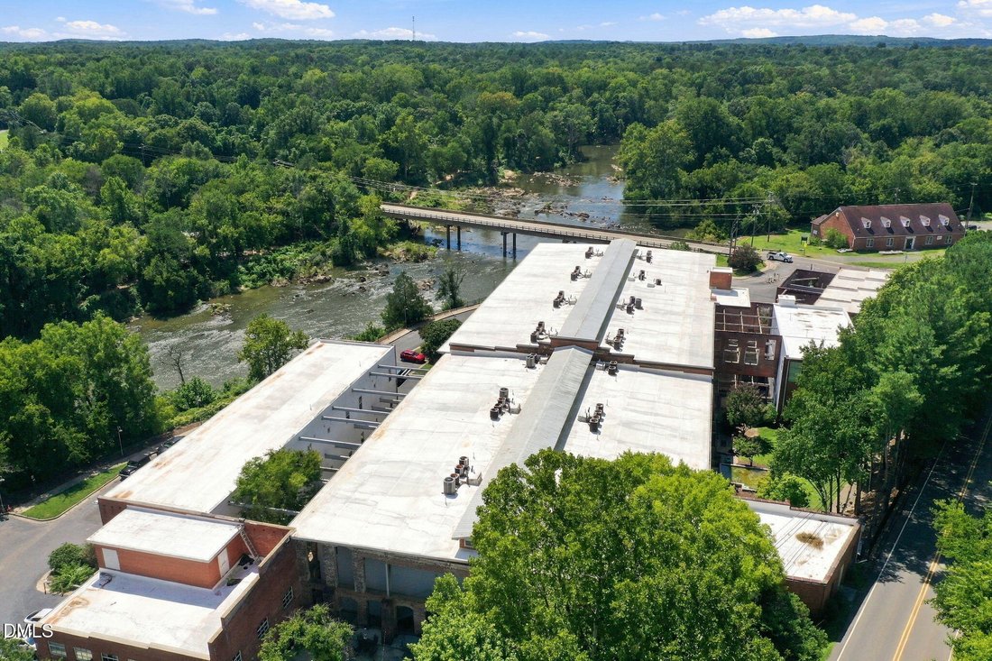 Condo in Saxapahaw, North Carolina, United States 5 - 18976316