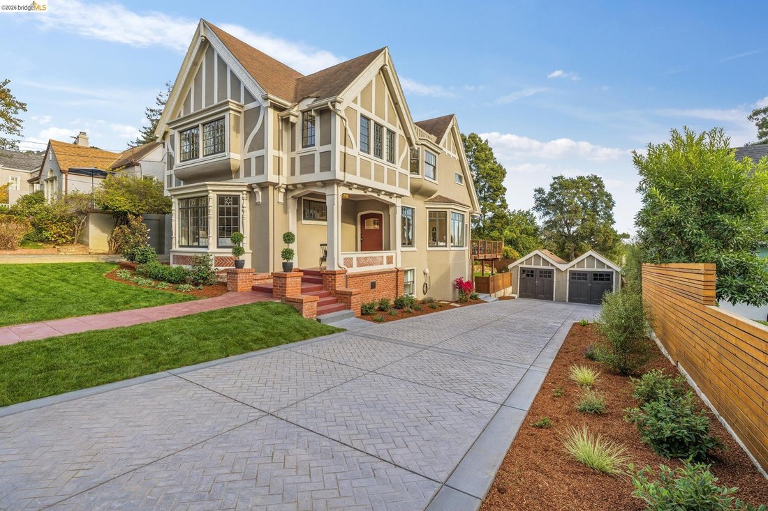 House in Oakland, California, United States 2 - 18973576