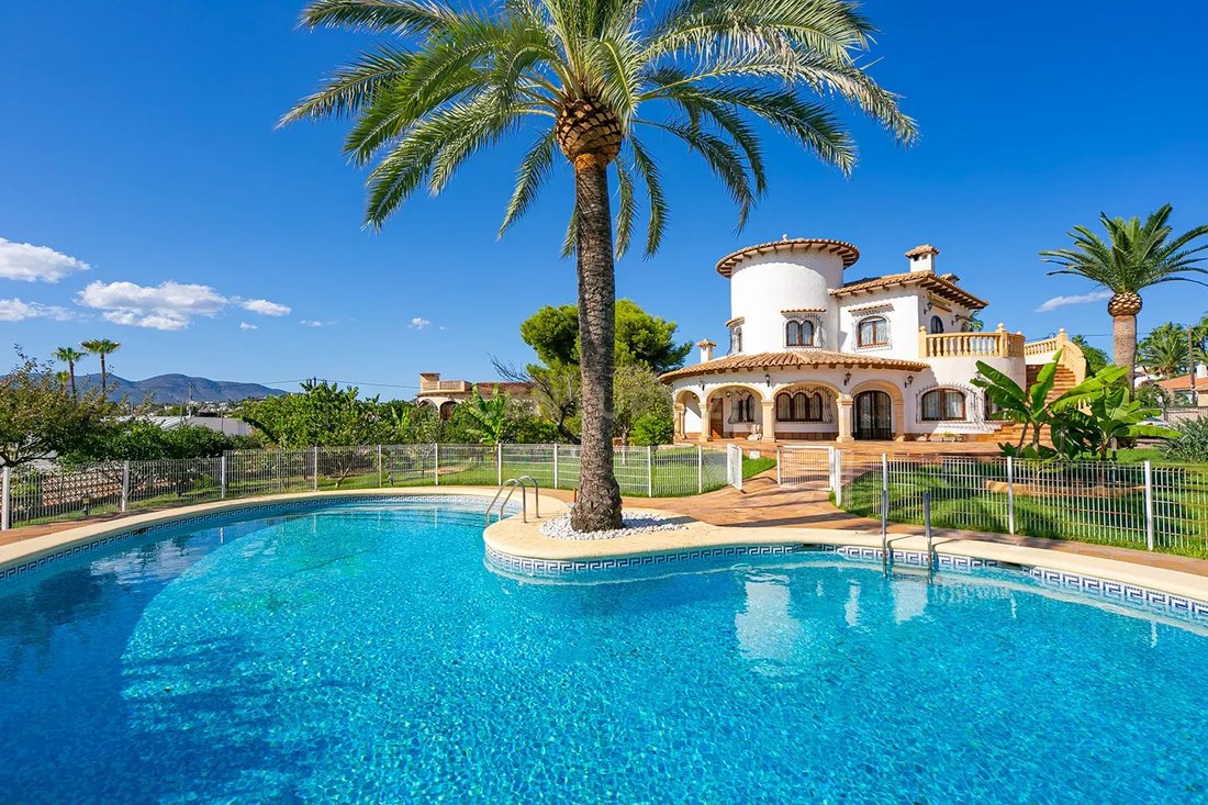 Villa in Calp / Calpe, Valencian Community, Spain 3 - 18974316