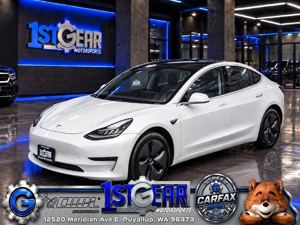Sedan in Puyallup, WA, United States 1 - 18426043