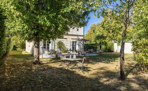 House in Bailly-Romainvilliers, Ile-de-France, France 1