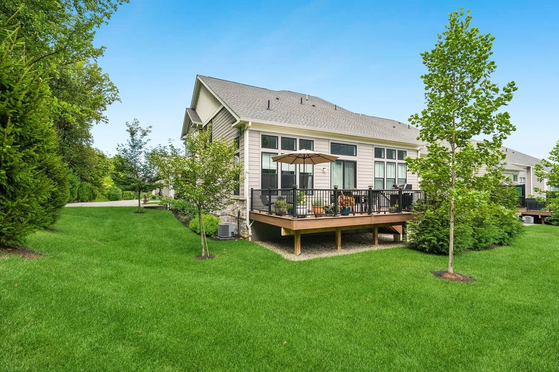 Townhouse in Green Brook Township, New Jersey, United States 5 - 18974421
