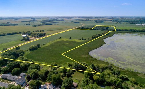 Land in Hamburg, Minnesota, United States 1