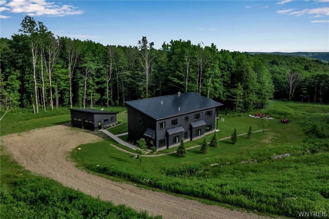 House in Ellicottville, New York, United States 3 - 18341986