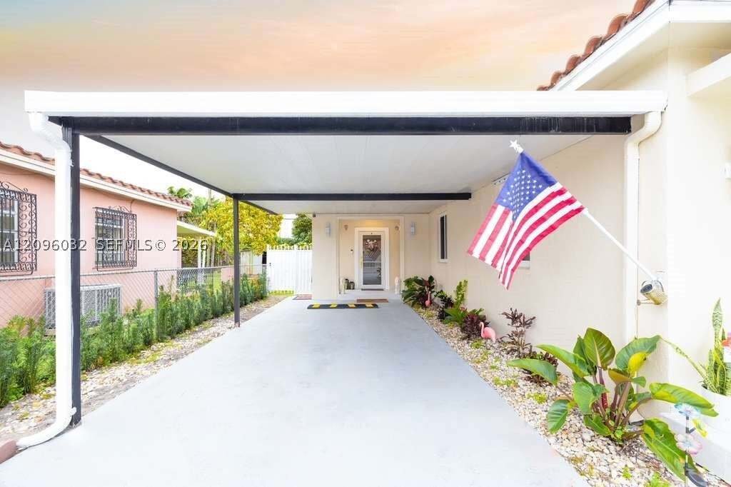 House in Miami, Florida, United States 3 - 18977595