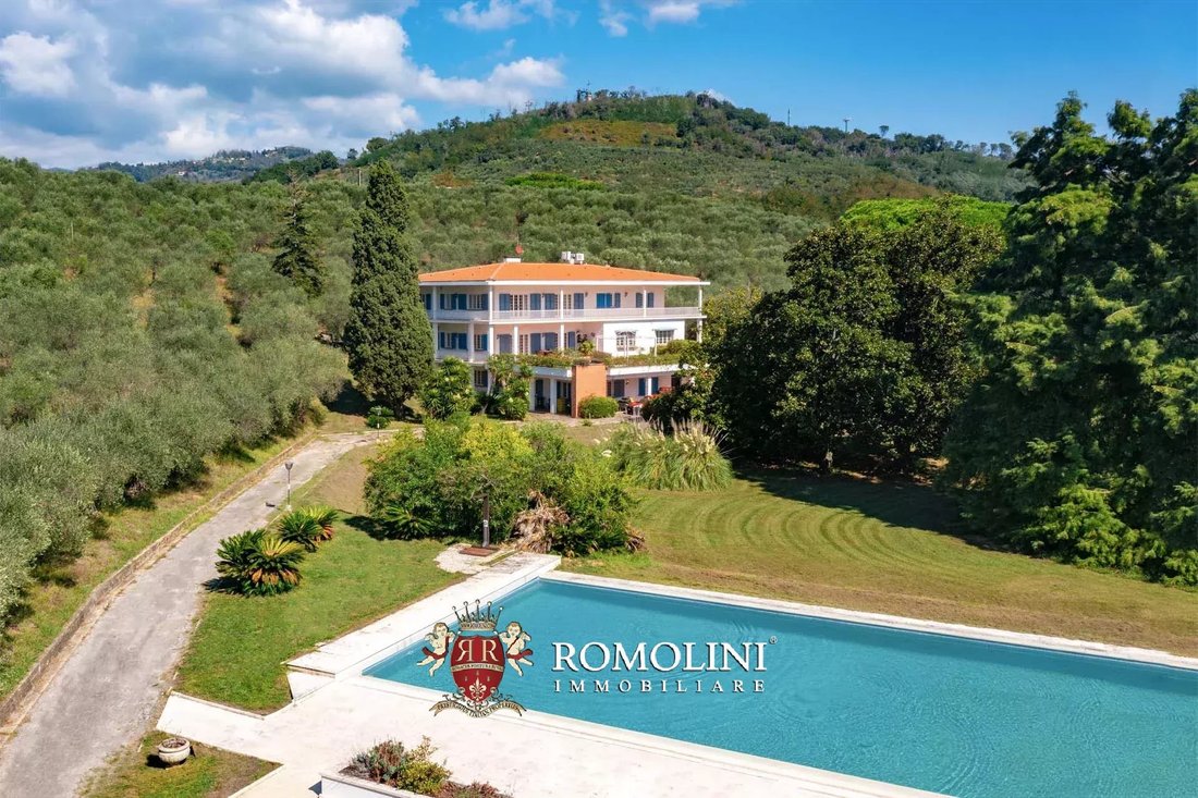 Villa in Massarosa, Tuscany, Italy 1 - 18966499