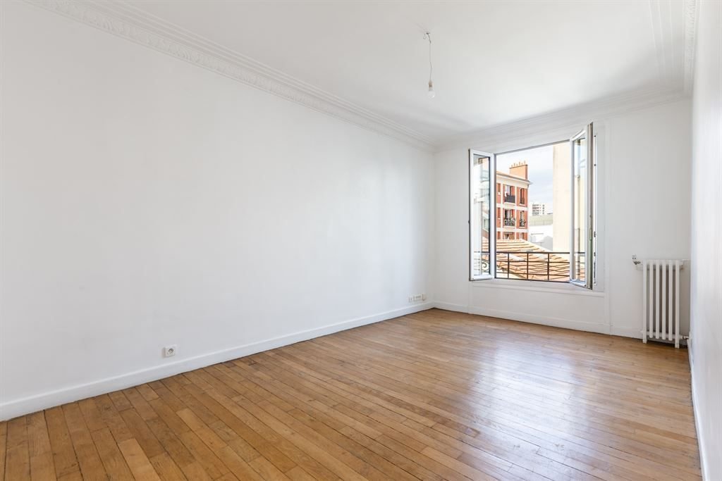 Apartment in Palais Royal, Paris 1er Arrondissement, Paris 5 - 18971144