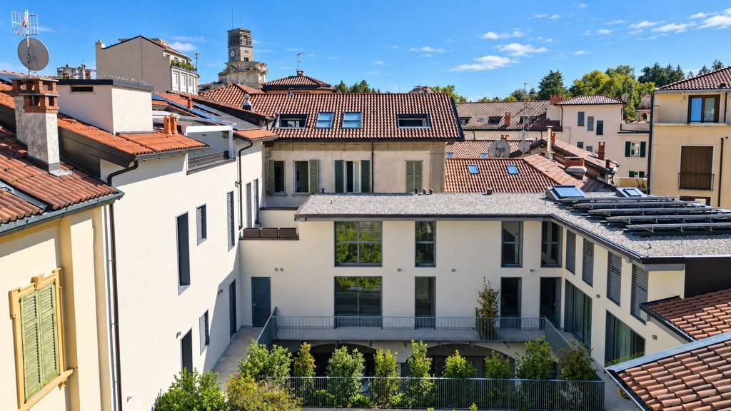 Apartment in Centro, Varese, Lombardy 3 - 18973807